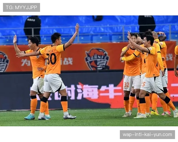 青岛团队防守显成效 限制对手三分命中率成控场关键