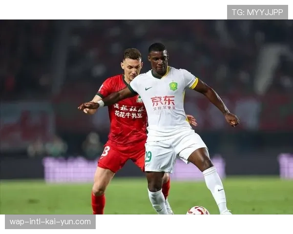 河南队高位逼抢强度高 前20分钟制造多次射门机会